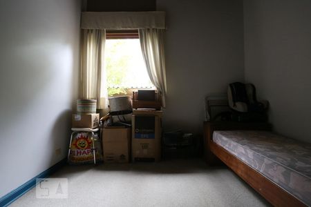 Casa à venda com 1000m², 4 quartos e 5 vagasQuarto 02