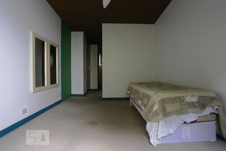 Casa à venda com 1000m², 4 quartos e 5 vagasSuíte Master