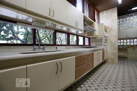 Cozinha de casa à venda com 4 quartos, 1000m² em Vila São Francisco, São Paulo