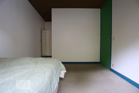 Casa à venda com 1000m², 4 quartos e 5 vagasSuíte