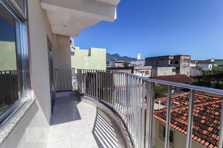 Varanda de apartamento para alugar com 3 quartos, 72m² em Taquara, Rio de Janeiro