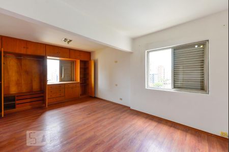 Suíte de apartamento para alugar com 2 quartos, 128m² em Pinheiros, São Paulo