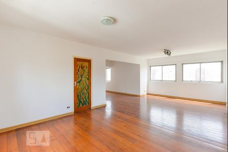 Sala de apartamento para alugar com 2 quartos, 128m² em Pinheiros, São Paulo