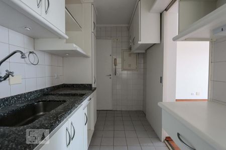 Apartamento para alugar com 84m², 2 quartos e 2 vagasCozinha