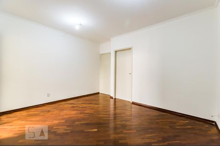 Sala de Apartamento com 3 quartos, 80m² Cambuí