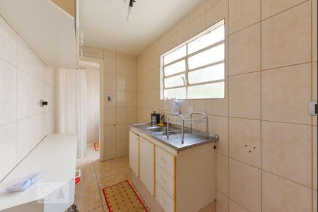 Cozinha de apartamento para alugar com 1 quarto, 60m² em Sumaré, São Paulo
