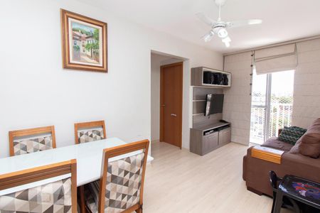 Sala de apartamento à venda com 2 quartos, 48m² em Todos Os Santos, Rio de Janeiro