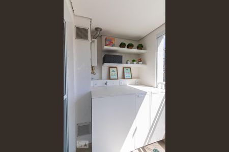 Varanda de kitnet/studio para alugar com 1 quarto, 28m² em Campo Belo, São Paulo