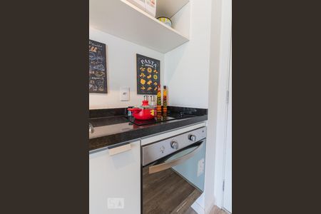 Studio para alugar com 28m², 1 quarto e 1 vaga Studio para alugar com 28m², 1 quarto e 1 vagaCozinha