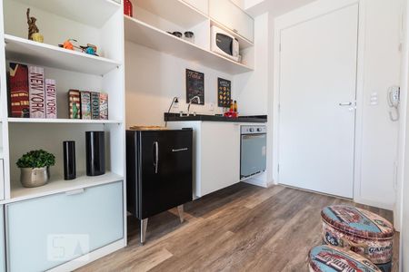 Studio para alugar com 28m², 1 quarto e 1 vaga Studio para alugar com 28m², 1 quarto e 1 vagaCozinha