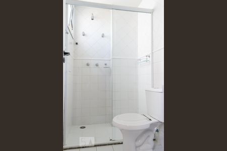 Apartamento à venda com 55m², 2 quartos e sem vagaBanheiro da suíte