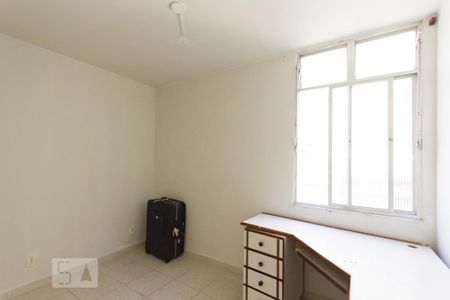 Quarto 1 de apartamento para alugar com 2 quartos, 55m² em Freguesia (jacarepaguá), Rio de Janeiro