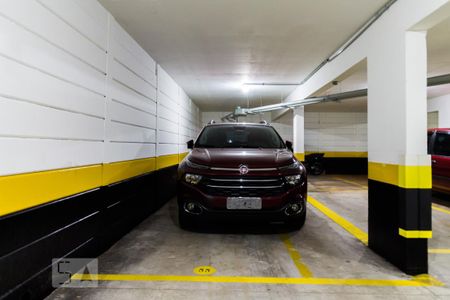 Apartamento para alugar com 65m², 2 quartos e 2 vagasGaragens 
