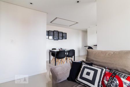 Sala de apartamento para alugar com 2 quartos, 65m² em Vila Bertioga, São Paulo