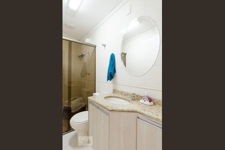 Banheiro de apartamento à venda com 2 quartos, 60m² em Santo Antônio, São Caetano do Sul