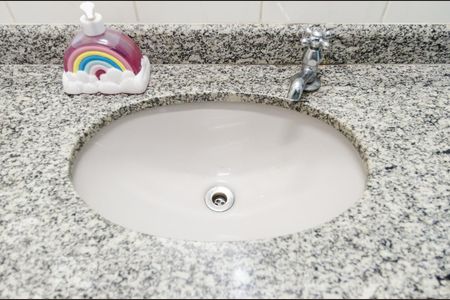 Apartamento à venda com 60m², 2 quartos e 1 vaga Apartamento à venda com 60m², 2 quartos e 1 vagaBanheiro da Suíte