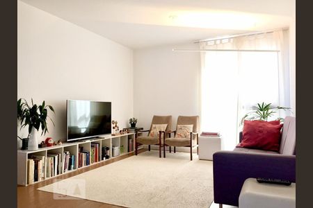 Sala  de apartamento à venda com 3 quartos, 105m² em Santa Teresinha, Santo André