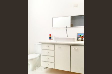 Banheiro de apartamento à venda com 3 quartos, 105m² em Santa Teresinha, Santo André