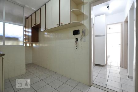 Apartamento para alugar com 70m², 2 quartos e 1 vaga Apartamento para alugar com 70m², 2 quartos e 1 vagaCozinha