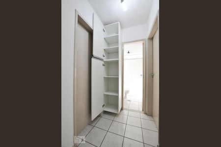 Apartamento para alugar com 70m², 2 quartos e 1 vaga Apartamento para alugar com 70m², 2 quartos e 1 vagaCorredor