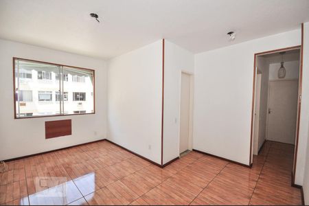 Sala de apartamento à venda com 2 quartos, 58m² em Pechincha, Rio de Janeiro
