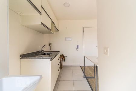 Cozinha de kitnet/studio para alugar com 1 quarto, 31m² em Água Branca, São Paulo