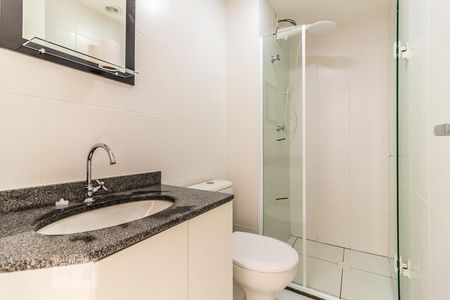 Banheiro de kitnet/studio para alugar com 1 quarto, 31m² em Água Branca, São Paulo