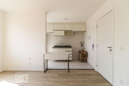 Sala de kitnet/studio para alugar com 1 quarto, 31m² em Água Branca, São Paulo