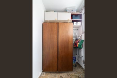 Apartamento à venda com 130m², 3 quartos e 2 vagasQuarto de serviço 