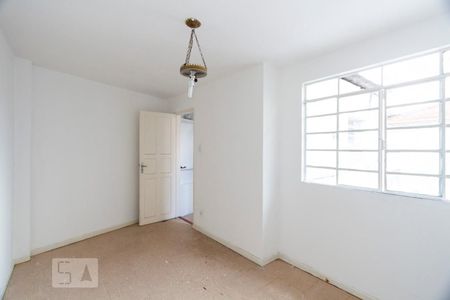 Casa à venda com 70m², 2 quartos e sem vagaEdícula / Quarto de serviço