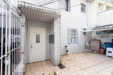 Casa à venda com 70m², 2 quartos e sem vagaFachada
