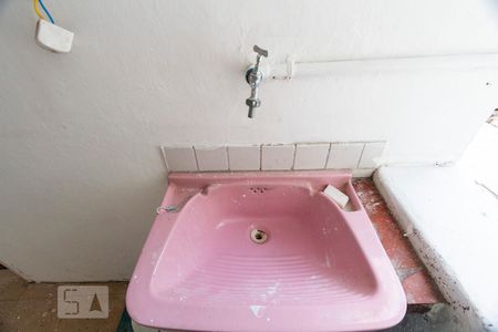 Casa à venda com 70m², 2 quartos e sem vagaÁrea de serviço