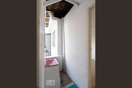 Casa à venda com 70m², 2 quartos e sem vagaÁrea de serviço