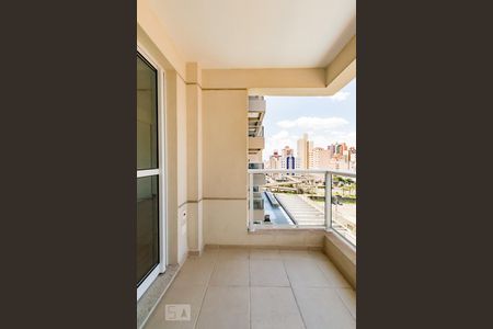 Varanda de kitnet/studio para alugar com 1 quarto, 42m² em Centro, Campinas