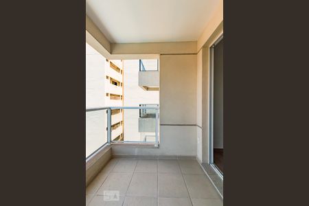 Varanda de kitnet/studio para alugar com 1 quarto, 42m² em Centro, Campinas