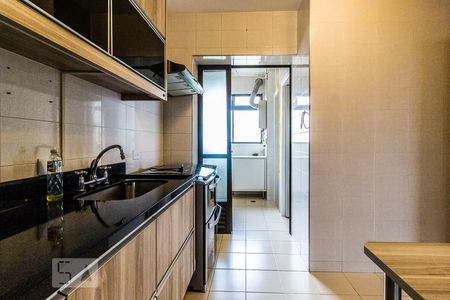 Apartamento à venda com 98m², 4 quartos e 2 vagasCozinha