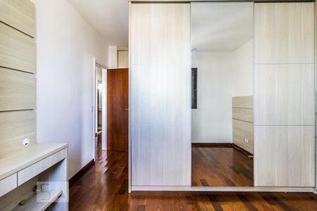 Apartamento à venda com 98m², 4 quartos e 2 vagasSuíte