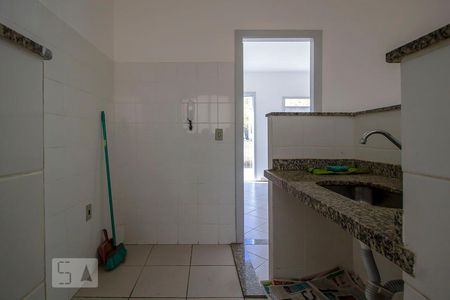 Cozinha de kitnet/studio para alugar com 2 quartos, 47m² em Caiçaras, Belo Horizonte