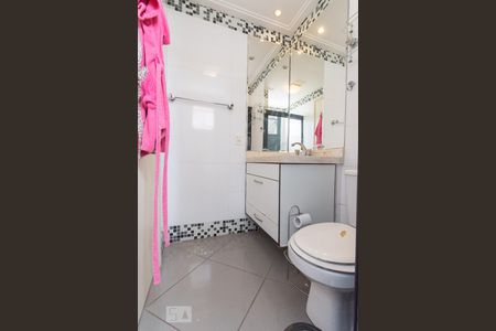 Apartamento para alugar com 58m², 2 quartos e 1 vaga Apartamento para alugar com 58m², 2 quartos e 1 vagaBanheiro da Suíte