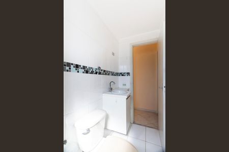 Banheiro social de apartamento para alugar com 2 quartos, 50m² em Vila do Encontro, São Paulo