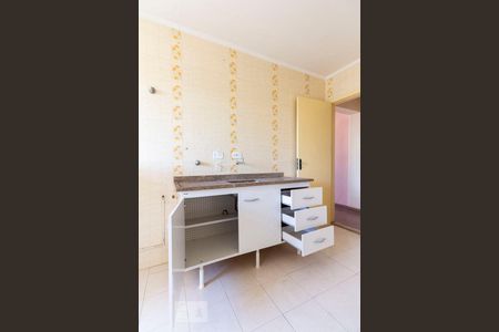 Apartamento para alugar com 60m², 2 quartos e sem vagaCozinha 