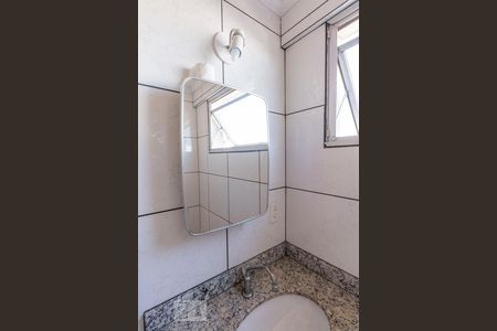 Detalhe banheiro  de apartamento para alugar com 2 quartos, 60m² em Vila Santa Clara, São Paulo