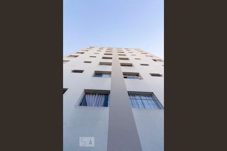 Apartamento para alugar com 60m², 2 quartos e sem vagaFachada 