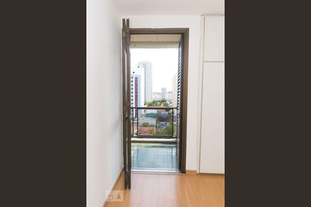 Apartamento à venda com 90m², 2 quartos e 2 vagasJanela do quarto