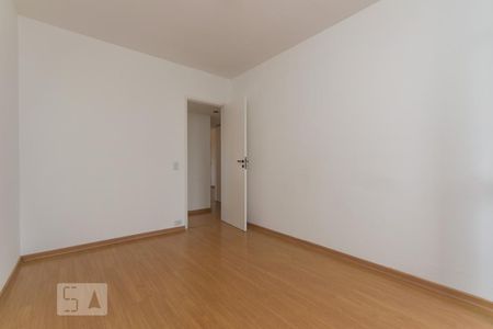 Apartamento à venda com 90m², 2 quartos e 2 vagasQuarto