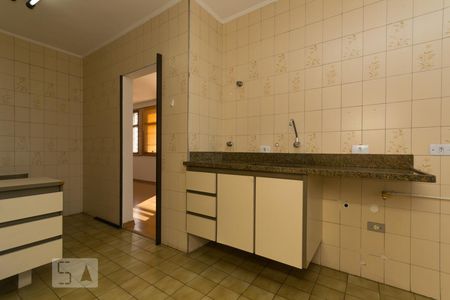 Apartamento à venda com 90m², 2 quartos e 2 vagasCozinha