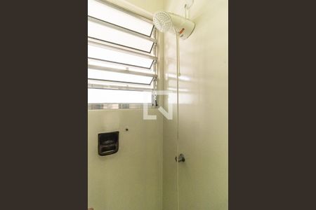 Apartamento para alugar com 145m², 2 quartos e 1 vaga Apartamento para alugar com 145m², 2 quartos e 1 vagaBanheiro social