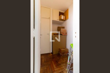 Apartamento para alugar com 100m², 2 quartos e 1 vaga Apartamento para alugar com 100m², 2 quartos e 1 vagaQuarto de Serviço