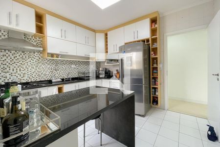 Apartamento à venda com 106m², 3 quartos e 2 vagasCozinha