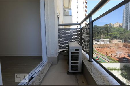 Sacada de apartamento para alugar com 1 quarto, 49m² em Alphaville Industrial, Barueri